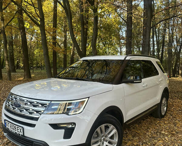 Форд Эксплорер 2018 в Ивано-Франковске на Automoto.ua Белый Форд Эксплорер, объемом двигателя 3.5 л и пробегом 107 тыс. км за 21500 $, фото 30 на Automoto.ua