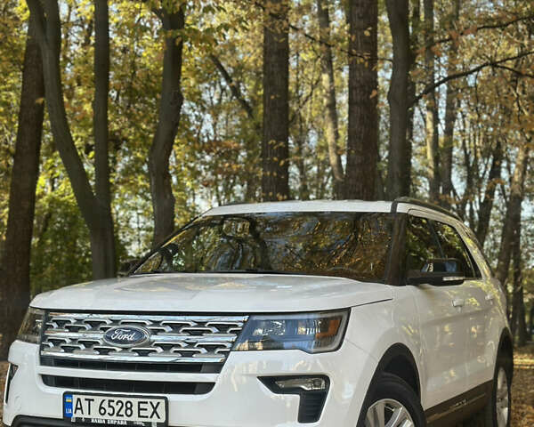 Форд Эксплорер 2018 в Ивано-Франковске на Automoto.ua Белый Форд Эксплорер, объемом двигателя 3.5 л и пробегом 107 тыс. км за 21500 $, фото 2 на Automoto.ua