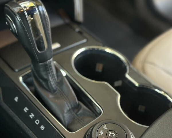 Форд Эксплорер 2018 в Ивано-Франковске на Automoto.ua Белый Форд Эксплорер, объемом двигателя 3.5 л и пробегом 107 тыс. км за 21500 $, фото 27 на Automoto.ua