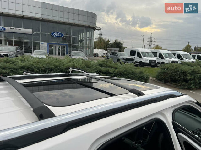 Белый Форд Эксплорер, объемом двигателя 3.5 л и пробегом 148 тыс. км за 23000 $, фото 23 на Automoto.ua