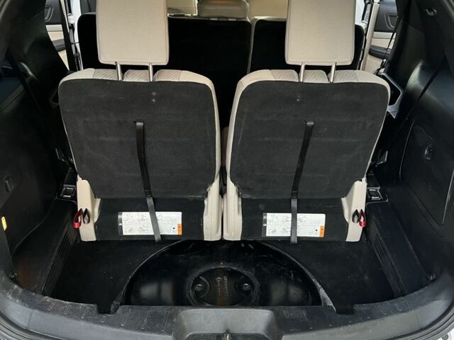 Белый Форд Эксплорер, объемом двигателя 3.5 л и пробегом 177 тыс. км за 17980 $, фото 12 на Automoto.ua