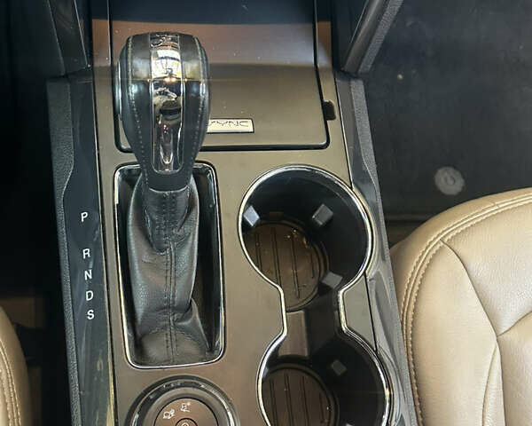 Форд Эксплорер 2018 в Ивано-Франковске на Automoto.ua Белый Форд Эксплорер, объемом двигателя 3.5 л и пробегом 107 тыс. км за 21500 $, фото 26 на Automoto.ua