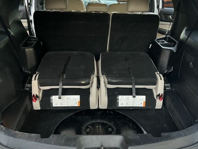 Белый Форд Эксплорер, объемом двигателя 3.5 л и пробегом 177 тыс. км за 17980 $, фото 11 на Automoto.ua