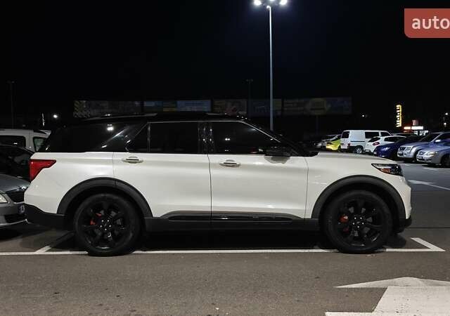 Білий Форд Експлорер, об'ємом двигуна 3 л та пробігом 118 тис. км за 37000 $, фото 3 на Automoto.ua