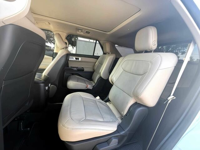 Білий Форд Експлорер, об'ємом двигуна 0 л та пробігом 42 тис. км за 16400 $, фото 14 на Automoto.ua