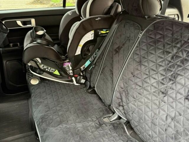 Белый Форд Эксплорер, объемом двигателя 2.3 л и пробегом 106 тыс. км за 27000 $, фото 6 на Automoto.ua