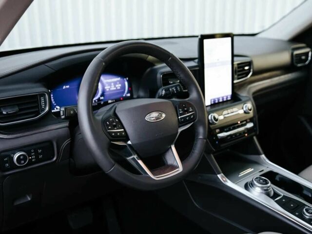 Белый Форд Эксплорер, объемом двигателя 2.3 л и пробегом 80 тыс. км за 16850 $, фото 8 на Automoto.ua