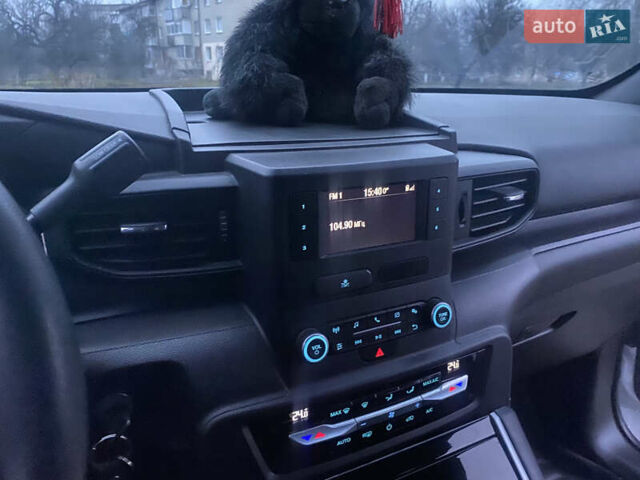 Белый Форд Эксплорер, объемом двигателя 3 л и пробегом 90 тыс. км за 22100 $, фото 5 на Automoto.ua