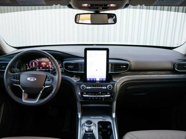 Белый Форд Эксплорер, объемом двигателя 2.3 л и пробегом 80 тыс. км за 16850 $, фото 12 на Automoto.ua