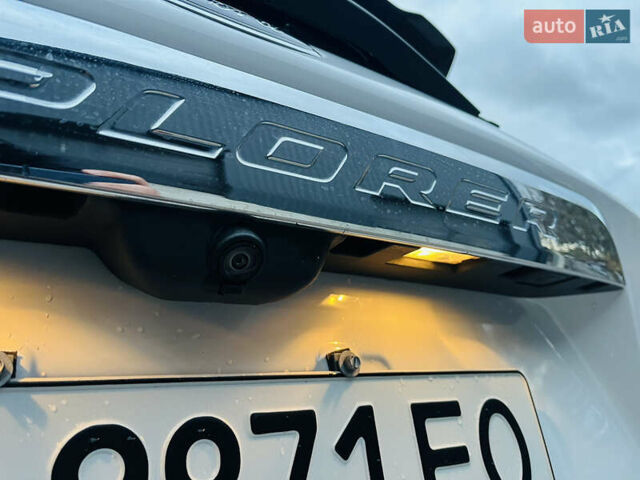 Белый Форд Эксплорер, объемом двигателя 3.3 л и пробегом 72 тыс. км за 22900 $, фото 26 на Automoto.ua