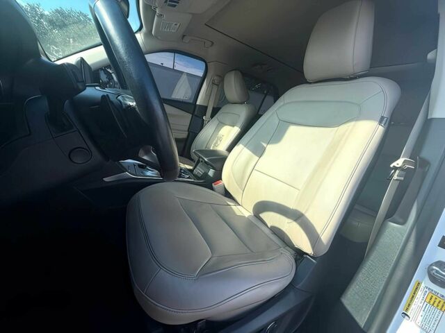 Білий Форд Експлорер, об'ємом двигуна 0 л та пробігом 42 тис. км за 16400 $, фото 8 на Automoto.ua