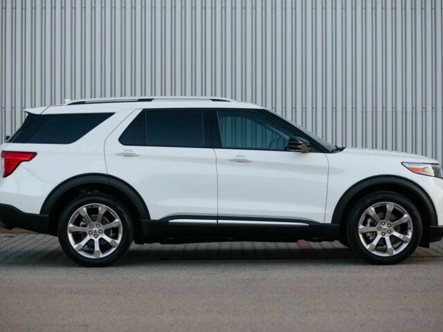 Белый Форд Эксплорер, объемом двигателя 2.3 л и пробегом 80 тыс. км за 16850 $, фото 2 на Automoto.ua