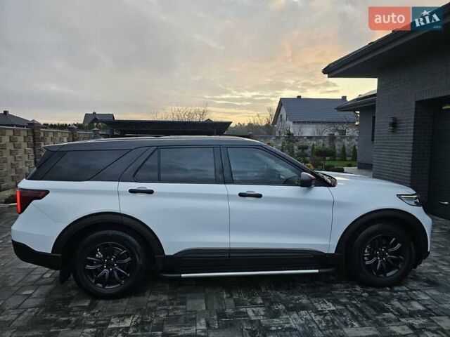 Білий Форд Експлорер, об'ємом двигуна 2.26 л та пробігом 40 тис. км за 27500 $, фото 6 на Automoto.ua