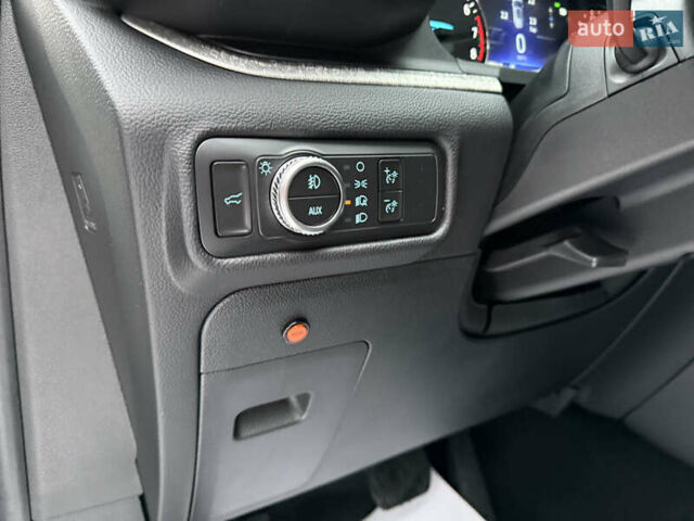 Белый Форд Эксплорер, объемом двигателя 2.26 л и пробегом 120 тыс. км за 29500 $, фото 21 на Automoto.ua