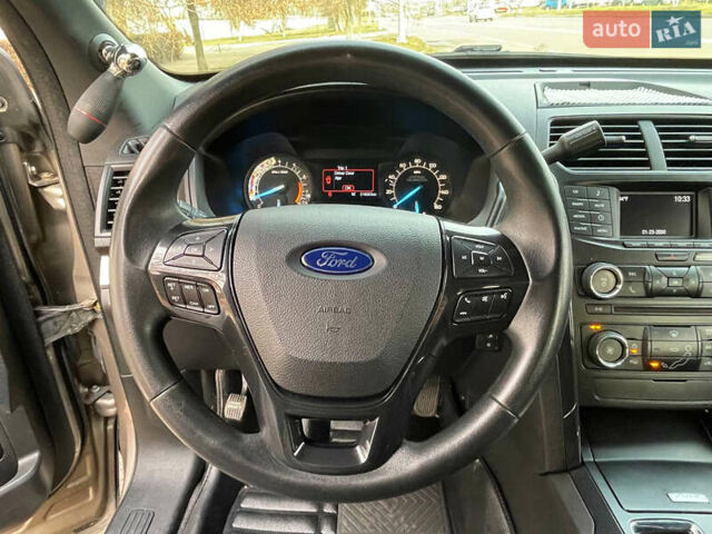 Бежевый Форд Эксплорер, объемом двигателя 3.7 л и пробегом 219 тыс. км за 22000 $, фото 11 на Automoto.ua