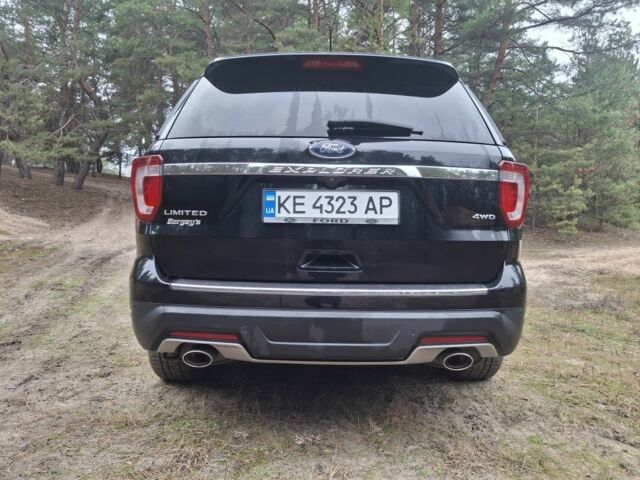 Черный Форд Эксплорер, объемом двигателя 3.5 л и пробегом 72 тыс. км за 23500 $, фото 2 на Automoto.ua