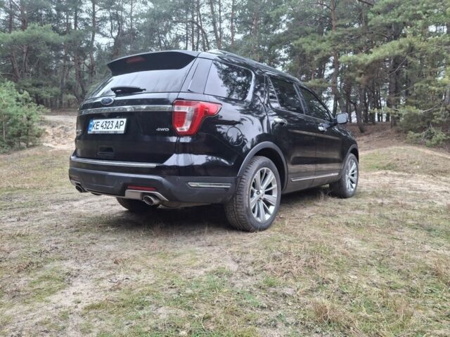 Черный Форд Эксплорер, объемом двигателя 3.5 л и пробегом 72 тыс. км за 23500 $, фото 3 на Automoto.ua