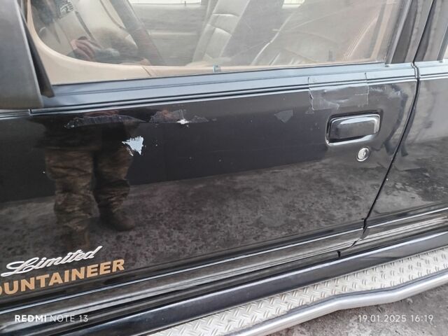 Черный Форд Эксплорер, объемом двигателя 4 л и пробегом 328 тыс. км за 1700 $, фото 13 на Automoto.ua