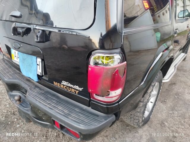 Черный Форд Эксплорер, объемом двигателя 4 л и пробегом 328 тыс. км за 1700 $, фото 17 на Automoto.ua