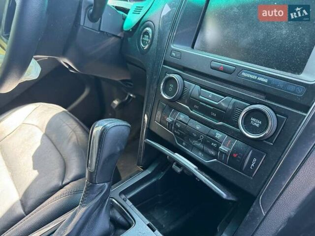 Чорний Форд Експлорер, об'ємом двигуна 3.5 л та пробігом 255 тис. км за 10100 $, фото 17 на Automoto.ua