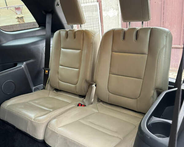 Чорний Форд Експлорер, об'ємом двигуна 3.5 л та пробігом 90 тис. км за 17500 $, фото 10 на Automoto.ua