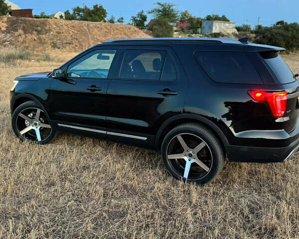 Чорний Форд Експлорер, об'ємом двигуна 3.5 л та пробігом 90 тис. км за 17500 $, фото 3 на Automoto.ua