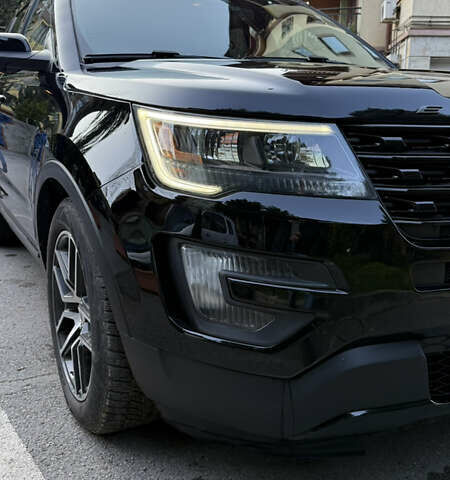 Черный Форд Эксплорер, объемом двигателя 3.5 л и пробегом 194 тыс. км за 17999 $, фото 1 на Automoto.ua