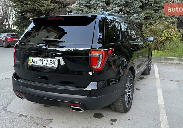Черный Форд Эксплорер, объемом двигателя 3.5 л и пробегом 194 тыс. км за 17999 $, фото 4 на Automoto.ua