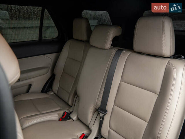 Чорний Форд Експлорер, об'ємом двигуна 3.5 л та пробігом 284 тис. км за 12700 $, фото 15 на Automoto.ua