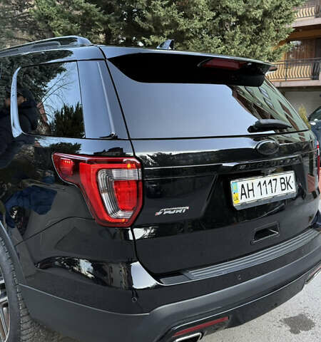 Черный Форд Эксплорер, объемом двигателя 3.5 л и пробегом 194 тыс. км за 17999 $, фото 3 на Automoto.ua