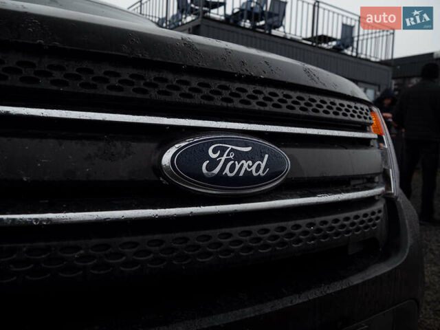 Чорний Форд Експлорер, об'ємом двигуна 3.5 л та пробігом 284 тис. км за 12700 $, фото 2 на Automoto.ua
