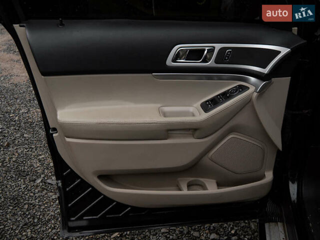 Чорний Форд Експлорер, об'ємом двигуна 3.5 л та пробігом 284 тис. км за 12700 $, фото 11 на Automoto.ua