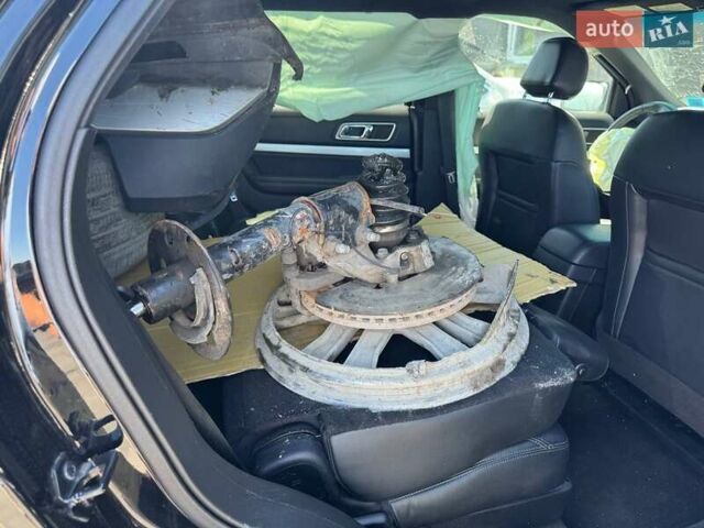 Чорний Форд Експлорер, об'ємом двигуна 3.5 л та пробігом 255 тис. км за 10100 $, фото 18 на Automoto.ua