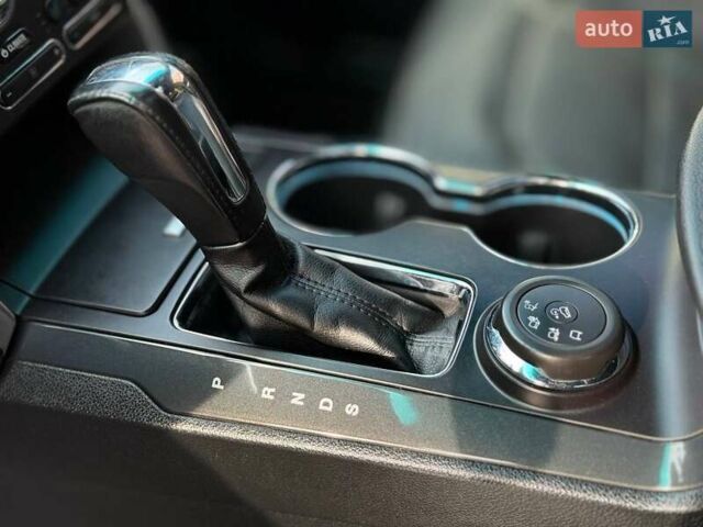 Черный Форд Эксплорер, объемом двигателя 3.5 л и пробегом 208 тыс. км за 21499 $, фото 25 на Automoto.ua