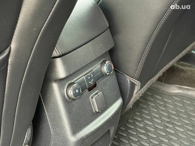 Черный Форд Эксплорер, объемом двигателя 2.3 л и пробегом 178 тыс. км за 13990 $, фото 14 на Automoto.ua