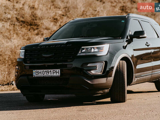 Черный Форд Эксплорер, объемом двигателя 3.5 л и пробегом 175 тыс. км за 23932 $, фото 9 на Automoto.ua