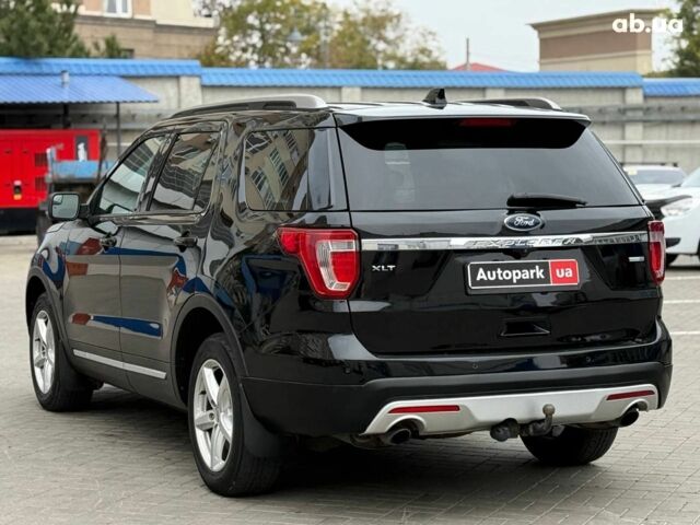 Черный Форд Эксплорер, объемом двигателя 2.3 л и пробегом 178 тыс. км за 13990 $, фото 4 на Automoto.ua