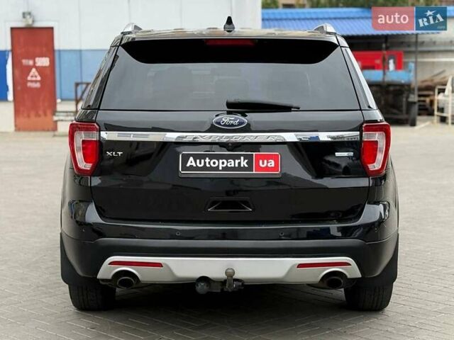 Черный Форд Эксплорер, объемом двигателя 2.3 л и пробегом 178 тыс. км за 13990 $, фото 5 на Automoto.ua