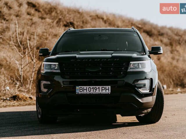 Черный Форд Эксплорер, объемом двигателя 3.5 л и пробегом 175 тыс. км за 23932 $, фото 10 на Automoto.ua