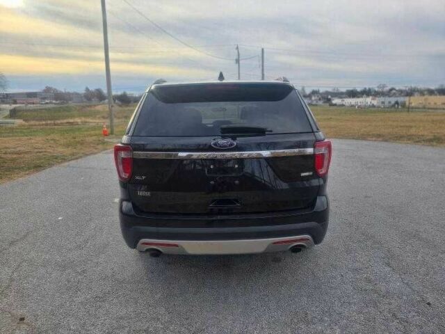 Черный Форд Эксплорер, объемом двигателя 2.3 л и пробегом 89 тыс. км за 4000 $, фото 5 на Automoto.ua