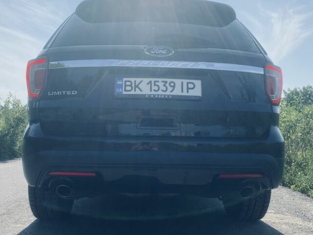 Чорний Форд Експлорер, об'ємом двигуна 3.5 л та пробігом 220 тис. км за 17500 $, фото 4 на Automoto.ua