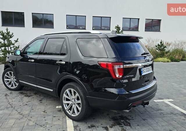 Форд Експлорер 2017 у Луцьку на Automoto.ua Чорний Форд Експлорер, об'ємом двигуна 3.5 л та пробігом 125 тис. км за 18500 $, фото 3 на Automoto.ua