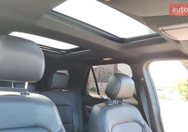 Чорний Форд Експлорер, об'ємом двигуна 3.5 л та пробігом 140 тис. км за 25000 $, фото 18 на Automoto.ua