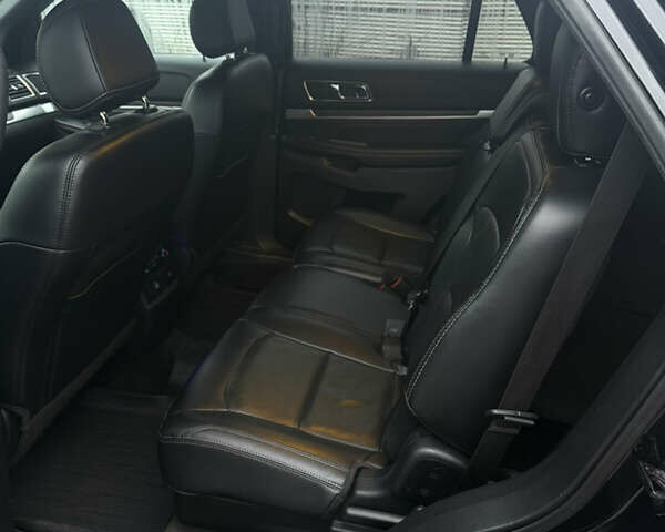 Чорний Форд Експлорер, об'ємом двигуна 3.5 л та пробігом 220 тис. км за 16900 $, фото 10 на Automoto.ua