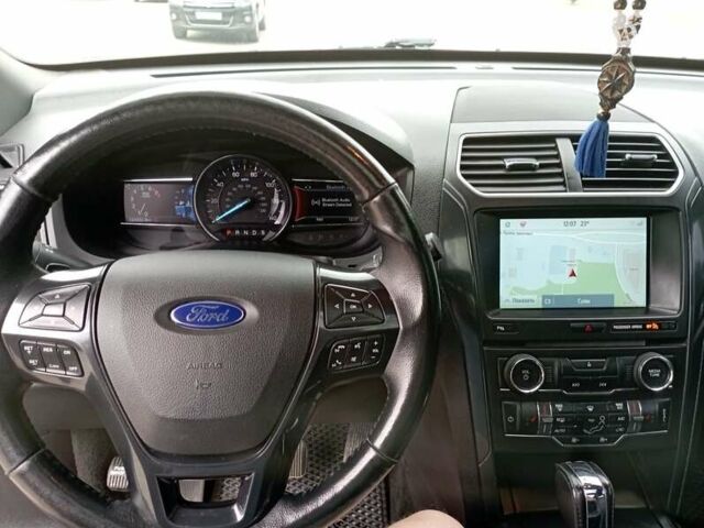 Черный Форд Эксплорер, объемом двигателя 2.3 л и пробегом 125 тыс. км за 17900 $, фото 20 на Automoto.ua