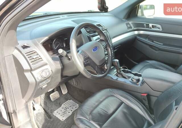 Чорний Форд Експлорер, об'ємом двигуна 3.5 л та пробігом 140 тис. км за 25000 $, фото 14 на Automoto.ua
