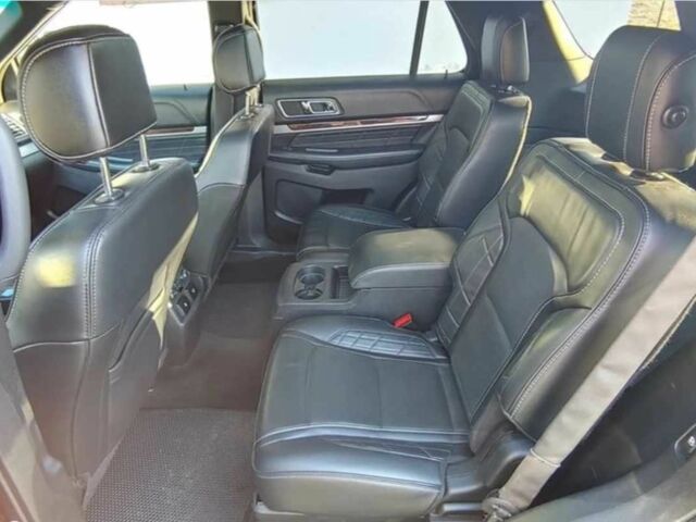 Черный Форд Эксплорер, объемом двигателя 3.5 л и пробегом 137 тыс. км за 12700 $, фото 8 на Automoto.ua