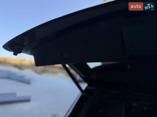 Форд Эксплорер 2017 в Тернополе на Automoto.ua Черный Форд Эксплорер, объемом двигателя 3.5 л и пробегом 190 тыс. км за 16700 $, фото 67 на Automoto.ua