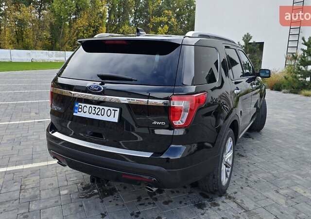 Форд Експлорер 2017 у Луцьку на Automoto.ua Чорний Форд Експлорер, об'ємом двигуна 3.5 л та пробігом 125 тис. км за 18500 $, фото 4 на Automoto.ua