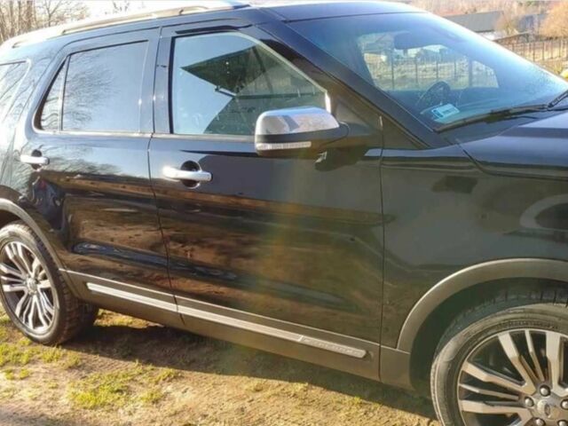 Черный Форд Эксплорер, объемом двигателя 3.5 л и пробегом 137 тыс. км за 12700 $, фото 3 на Automoto.ua